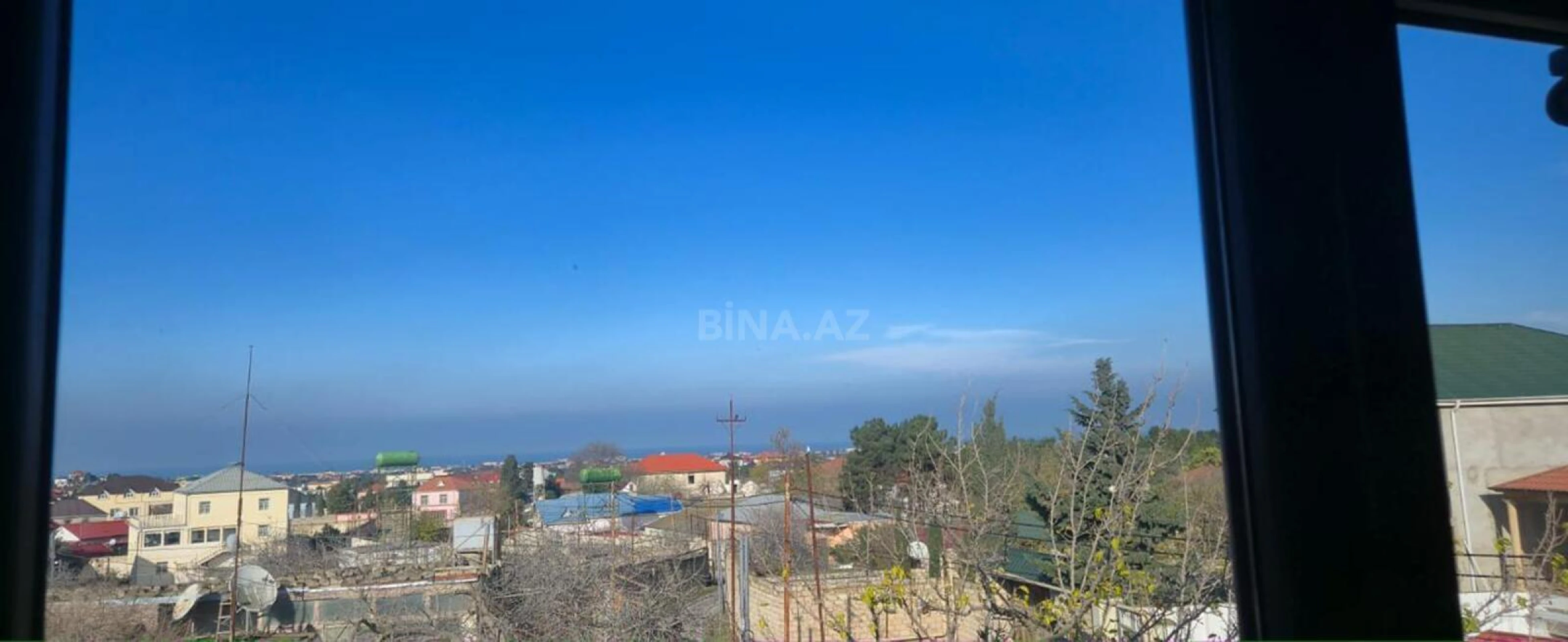 Satılır 8 otaqlı həyət evi 500 m²