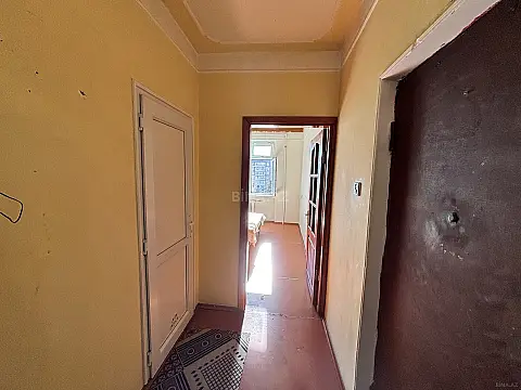 Satılır 2 otaqlı mənzil 64 m²