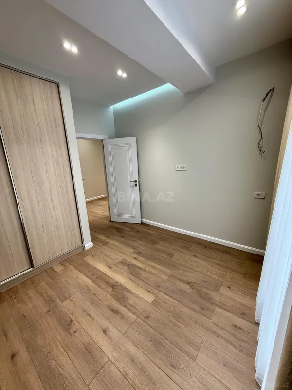 Satılır 2 otaqlı mənzil 52 m²