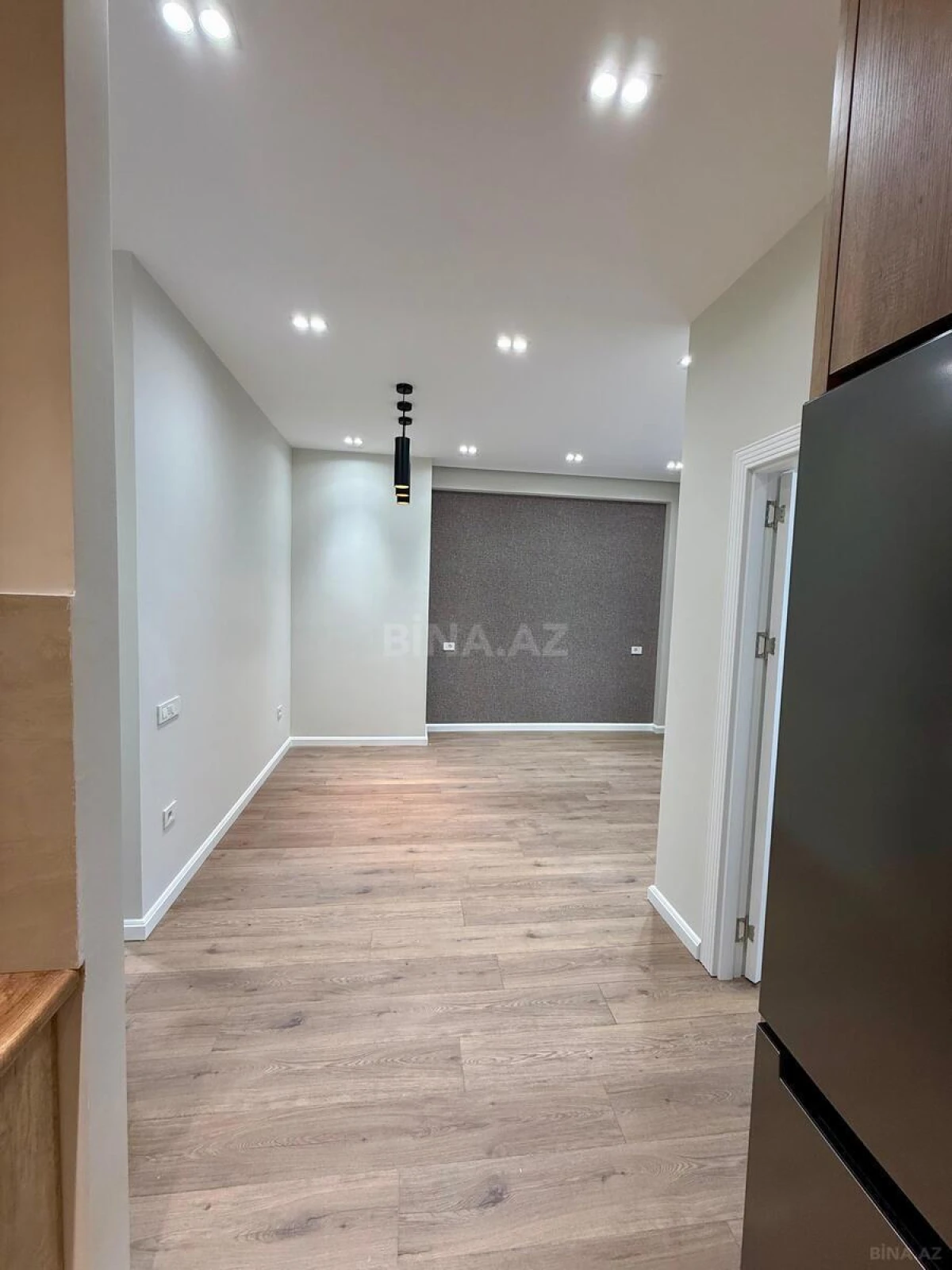Satılır 2 otaqlı mənzil 52 m²