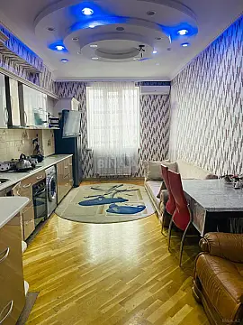 Satılır 3 otaqlı mənzil 100 m²