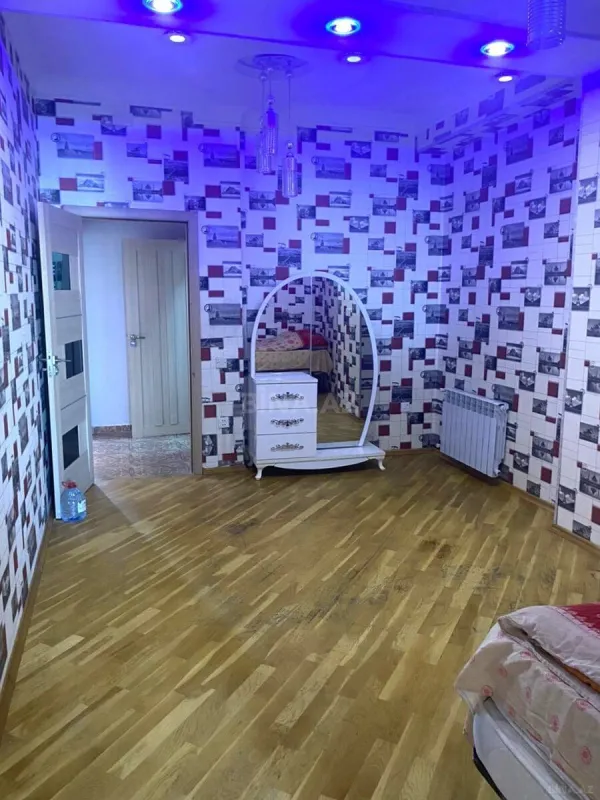 Satılır 3 otaqlı mənzil 100 m²