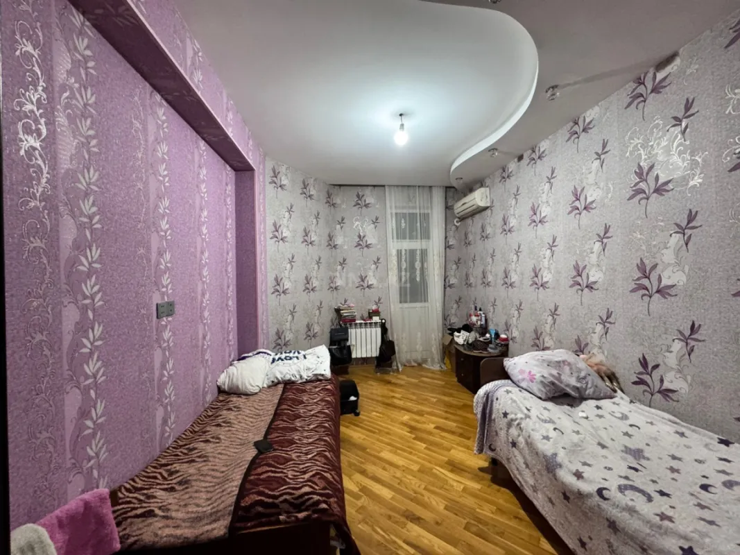 Satılır 3 otaqlı mənzil 100 m²