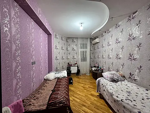 Satılır 3 otaqlı mənzil 100 m²