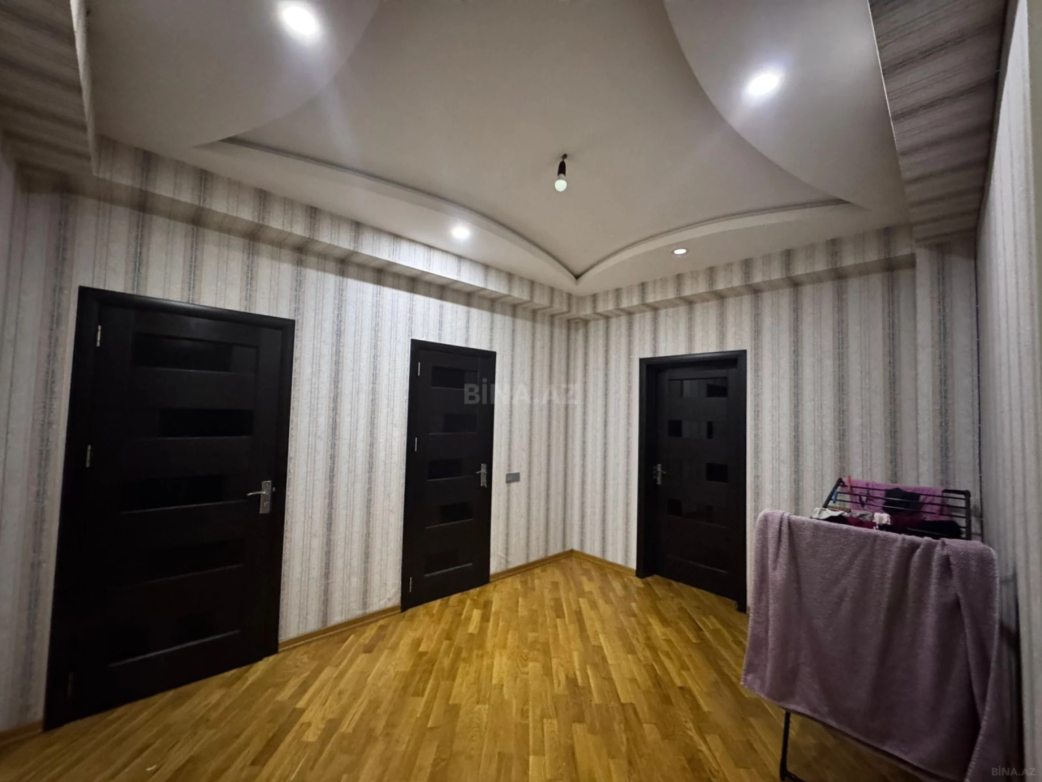 Satılır 3 otaqlı mənzil 100 m²