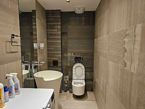 Satılır 3 otaqlı mənzil 110 m²