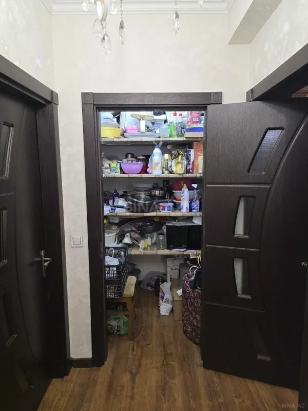 Satılır 3 otaqlı mənzil 110 m²