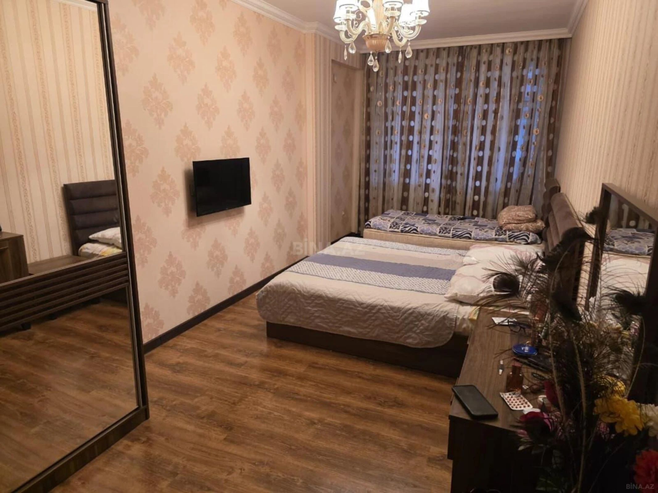 Satılır 3 otaqlı mənzil 110 m²