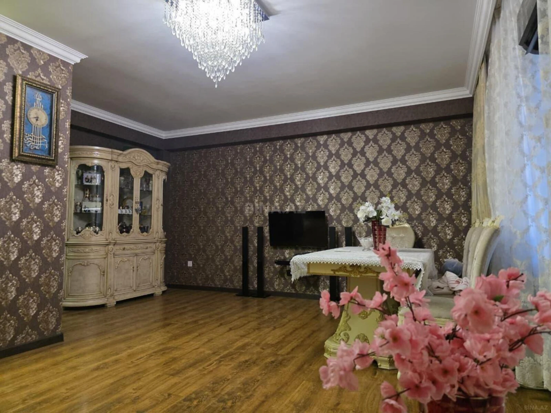 Satılır 3 otaqlı mənzil 110 m²