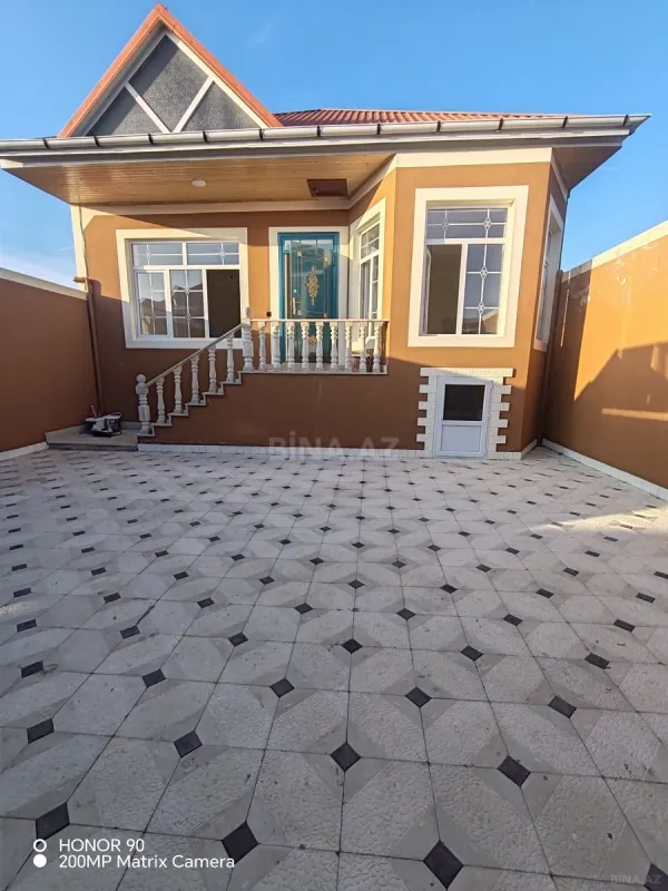 Satılır 3 otaqlı həyət evi 80 m²