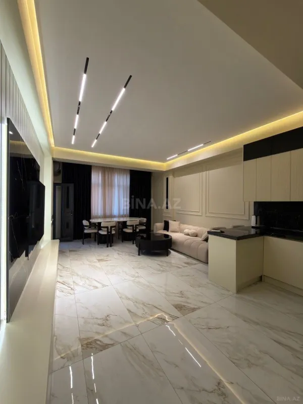 Satılır 3 otaqlı mənzil 107 m²