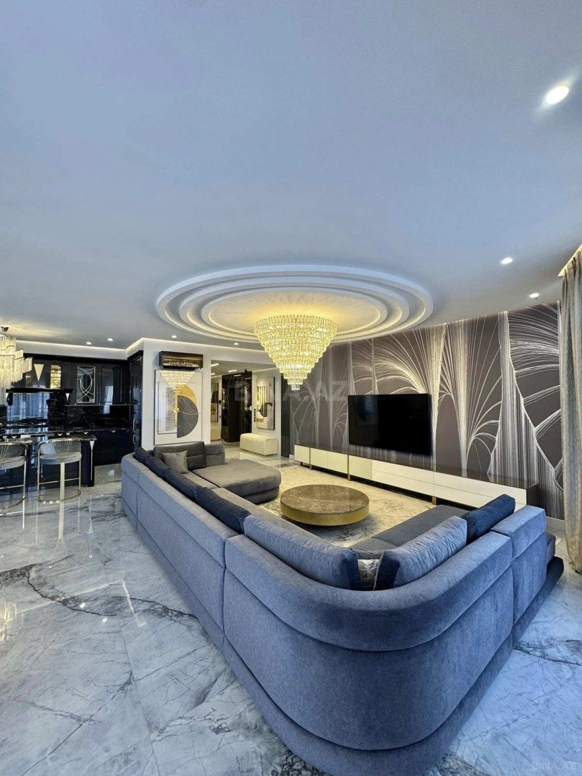 Satılır 4 otaqlı mənzil 223 m²