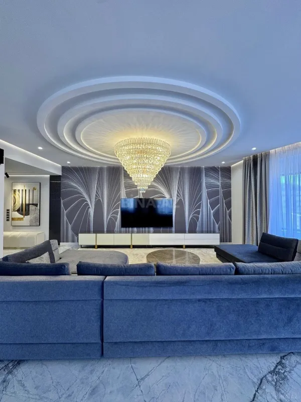 Satılır 4 otaqlı mənzil 223 m²