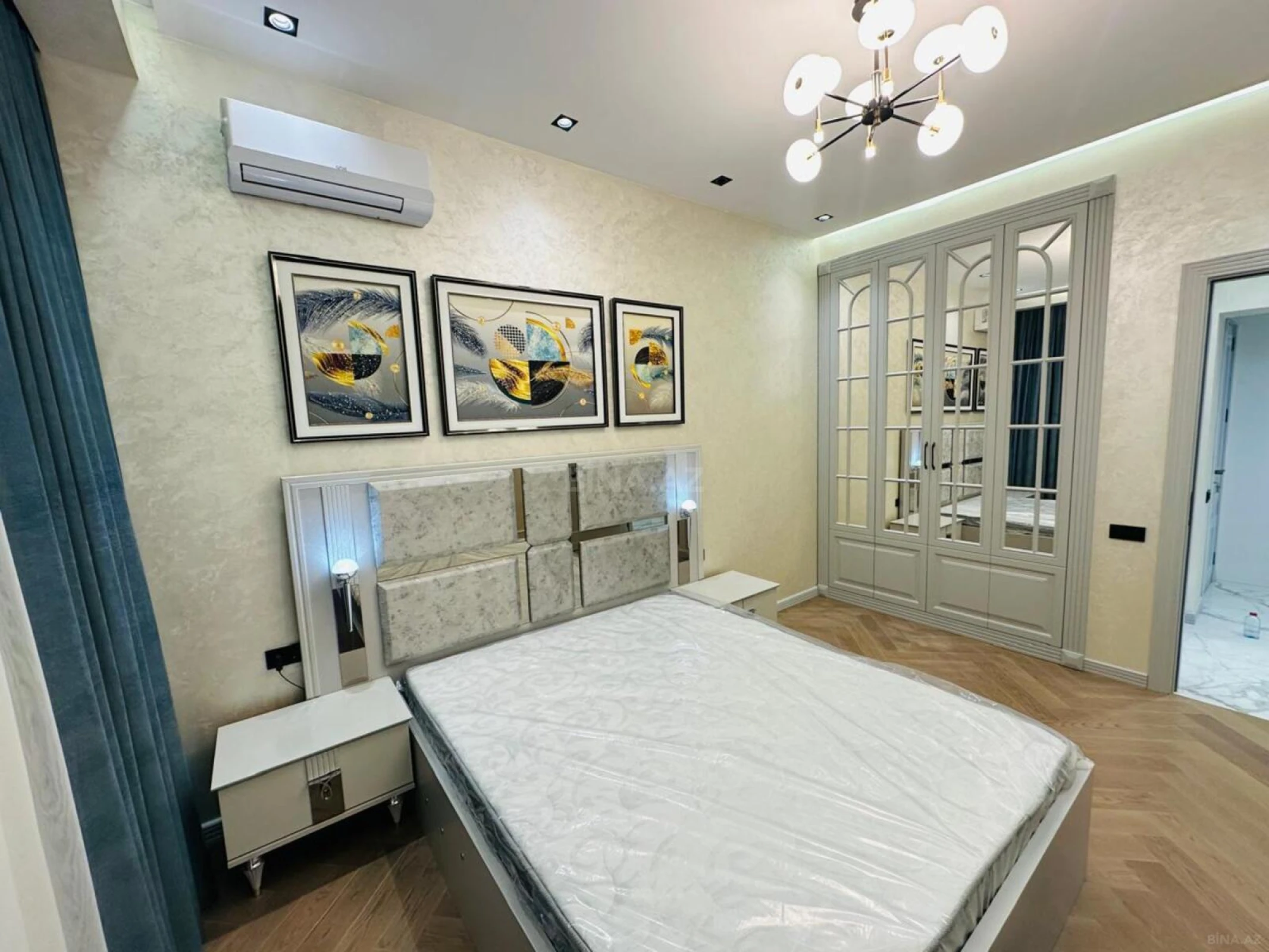 Kirayə verilir 2 otaqlı mənzil 77 m²