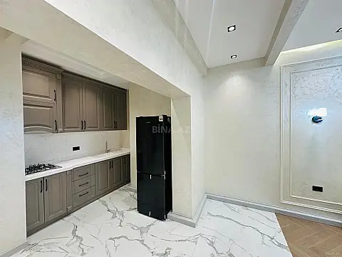 Kirayə verilir 2 otaqlı mənzil 77 m²