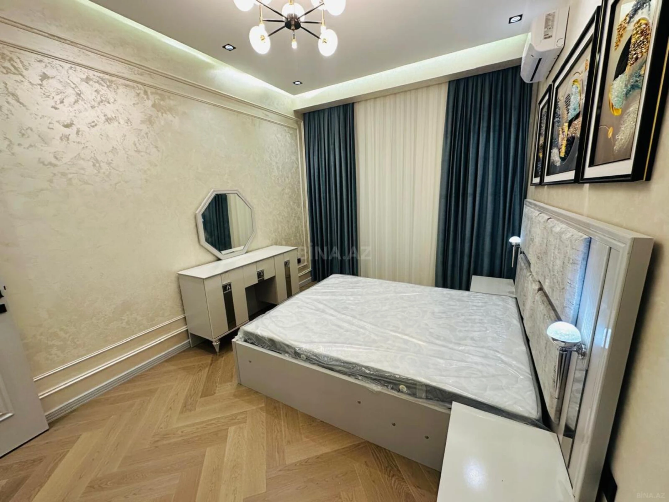 Kirayə verilir 2 otaqlı mənzil 77 m²