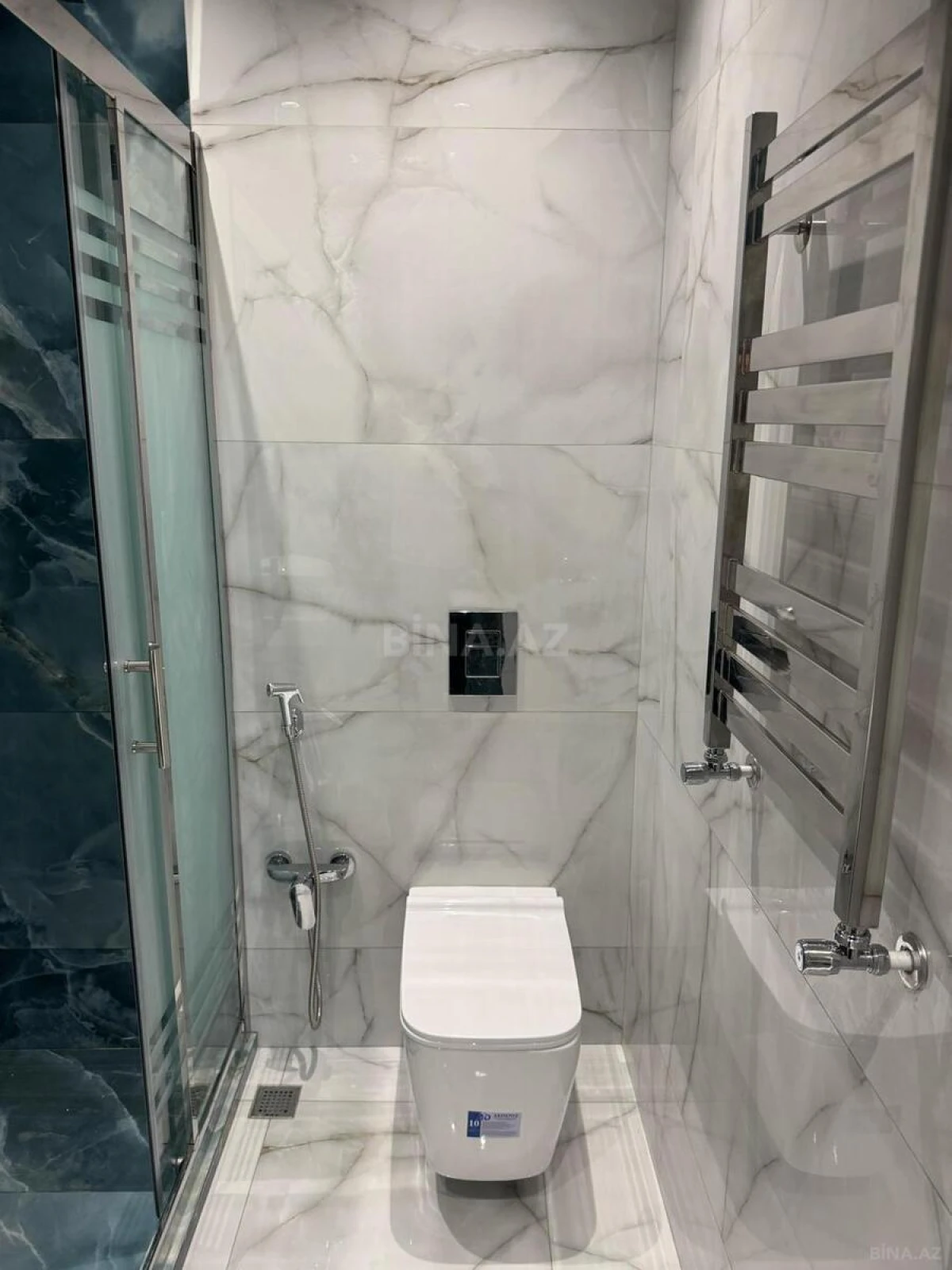 Kirayə verilir 2 otaqlı mənzil 77 m²