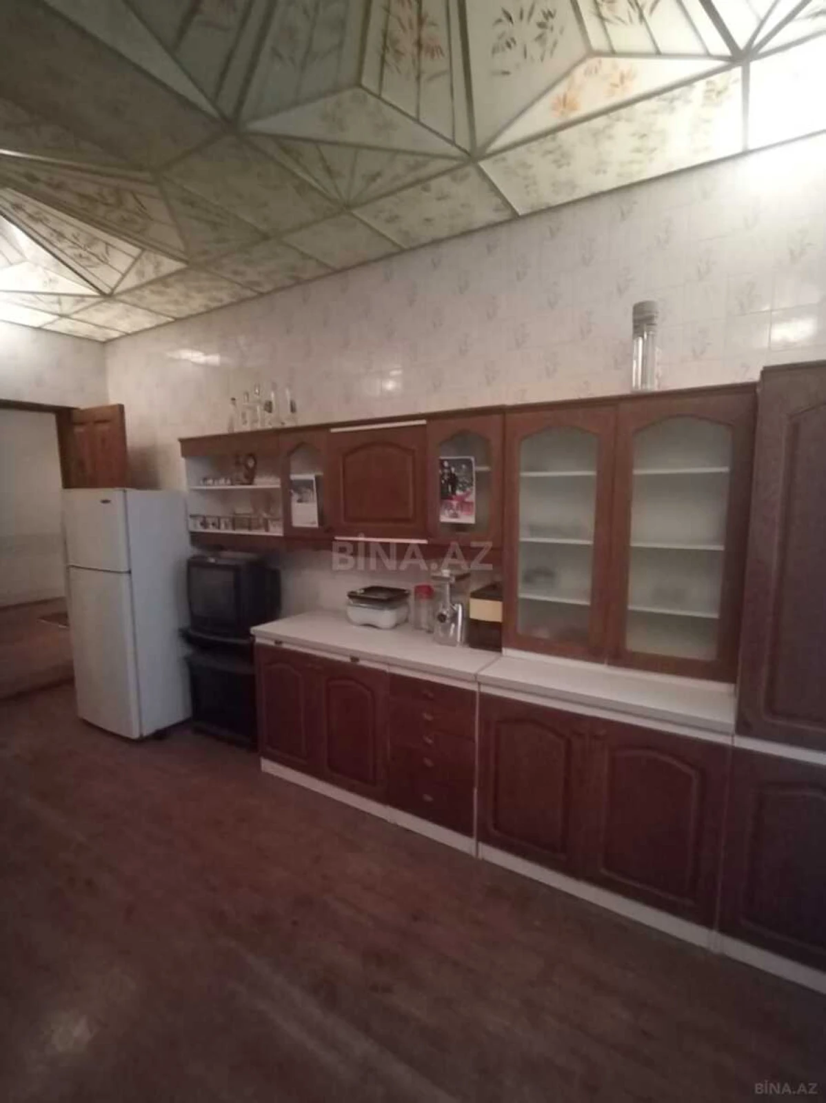 Satılır 5 otaqlı həyət evi 500 m²
