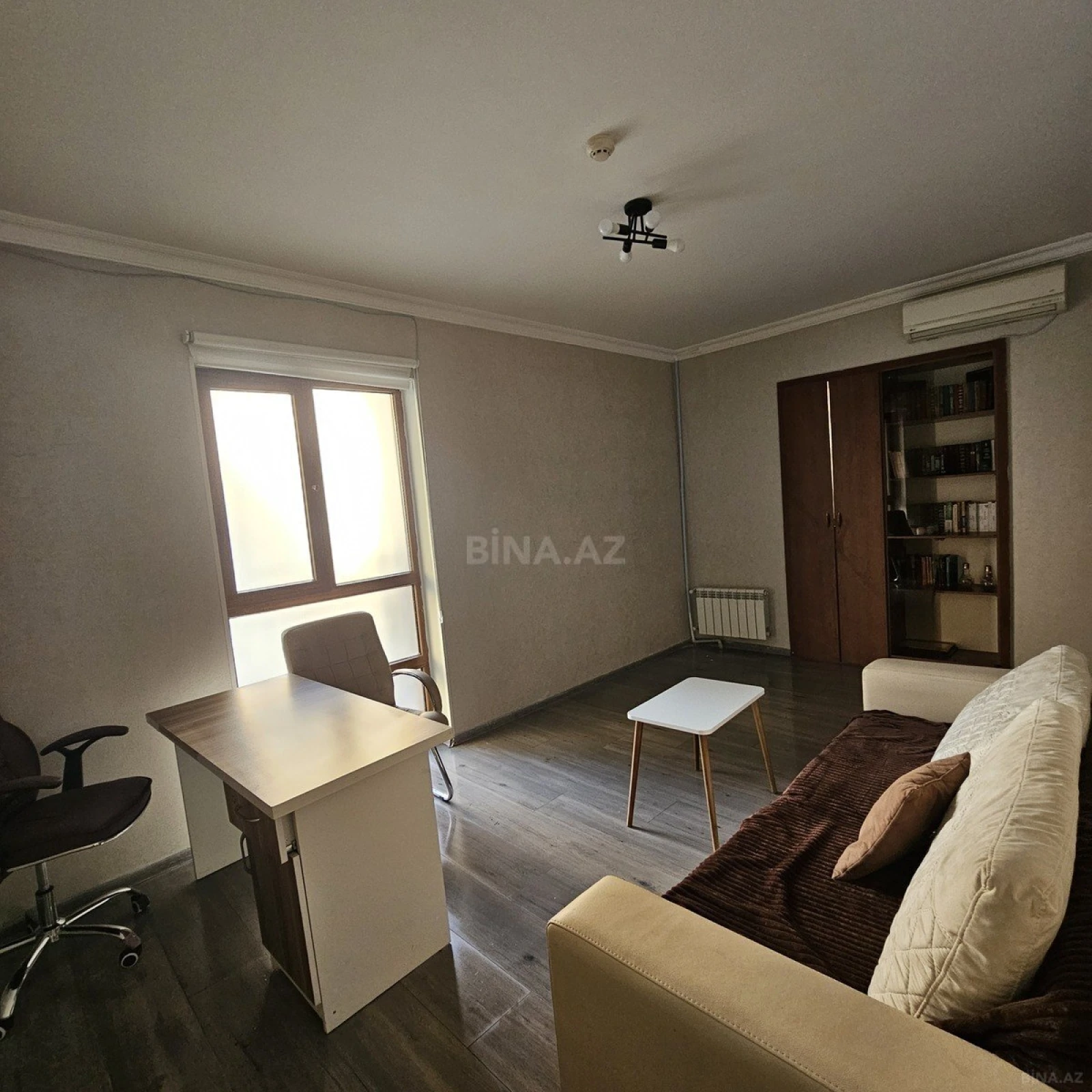 Kirayə verilir 1 otaqlı ofis 20 m²