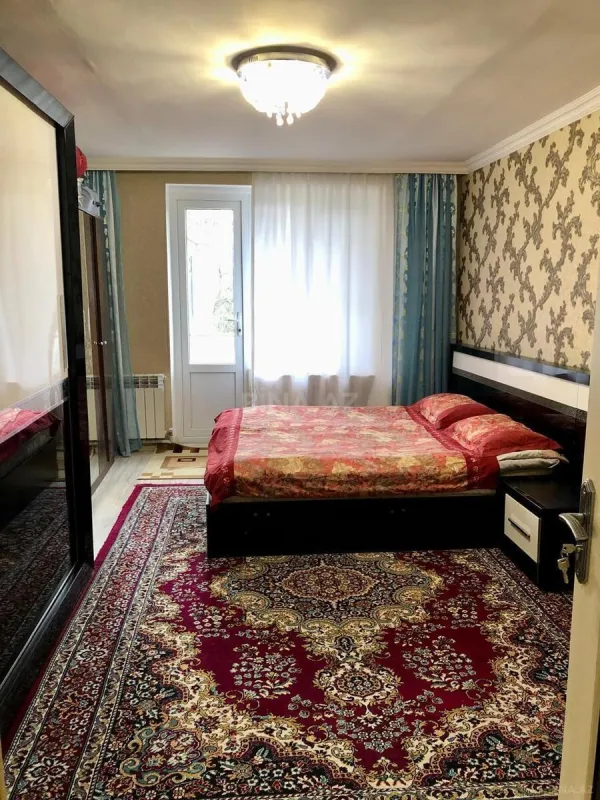 Satılır 3 otaqlı mənzil 70 m²