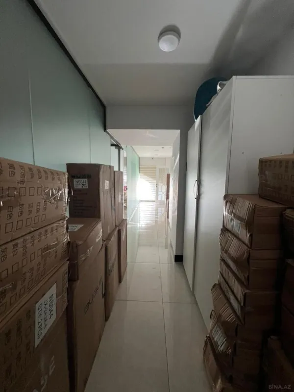 Kirayə verilir obyekt 385 m²