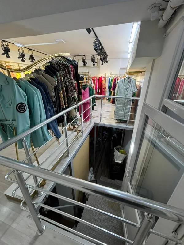 Kirayə verilir obyekt 385 m²