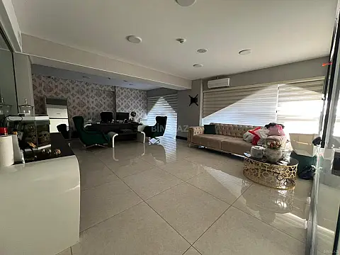 Kirayə verilir obyekt 385 m²
