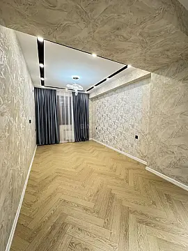 Satılır 2 otaqlı mənzil 88 m²