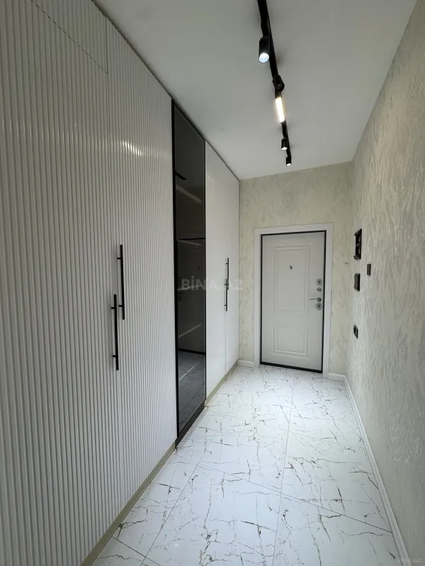 Satılır 2 otaqlı mənzil 88 m²