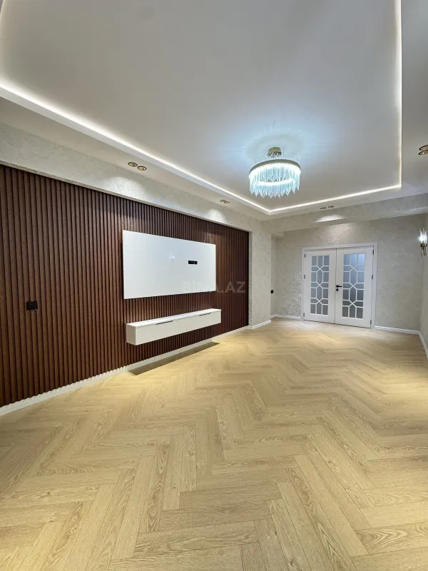 Satılır 2 otaqlı mənzil 88 m²