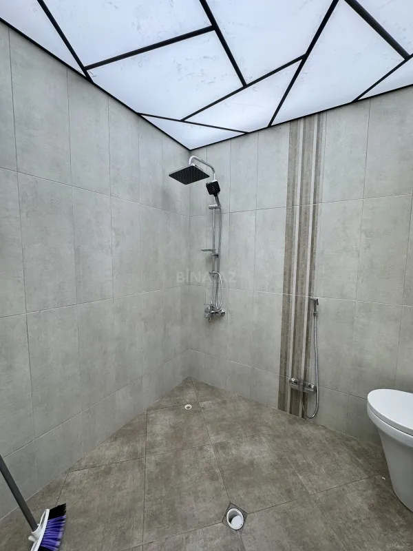 Satılır 2 otaqlı mənzil 88 m²