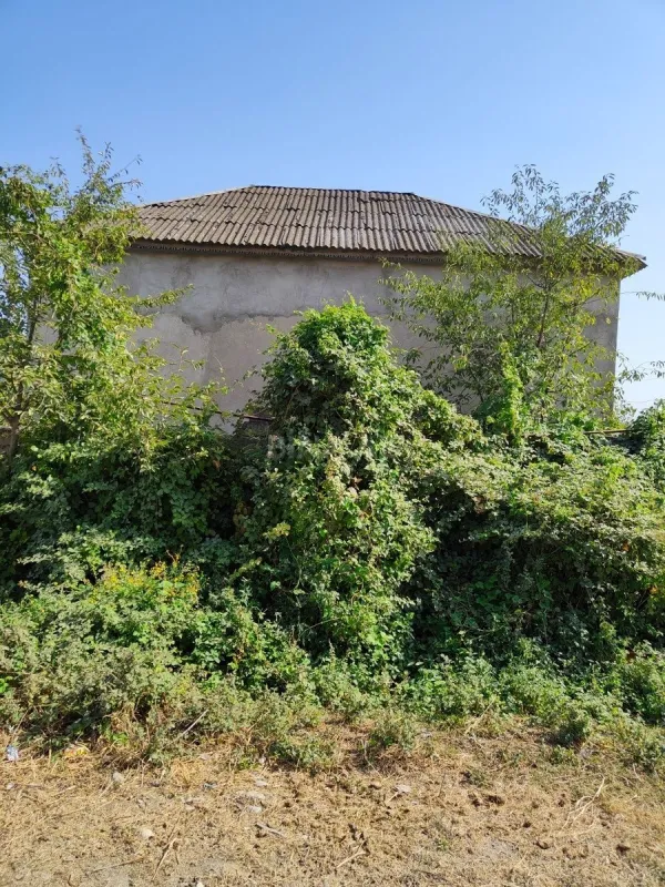 Satılır 2 otaqlı həyət evi 73 m²