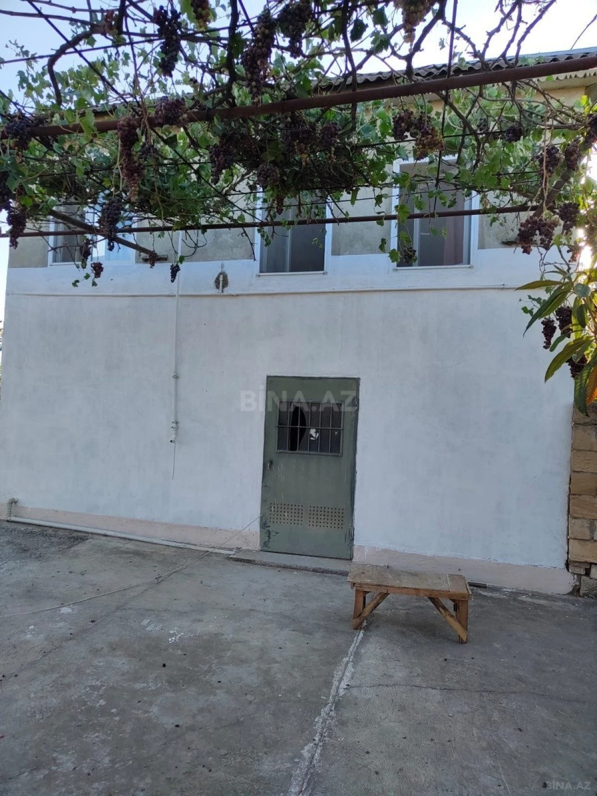 Satılır 2 otaqlı həyət evi 73 m²