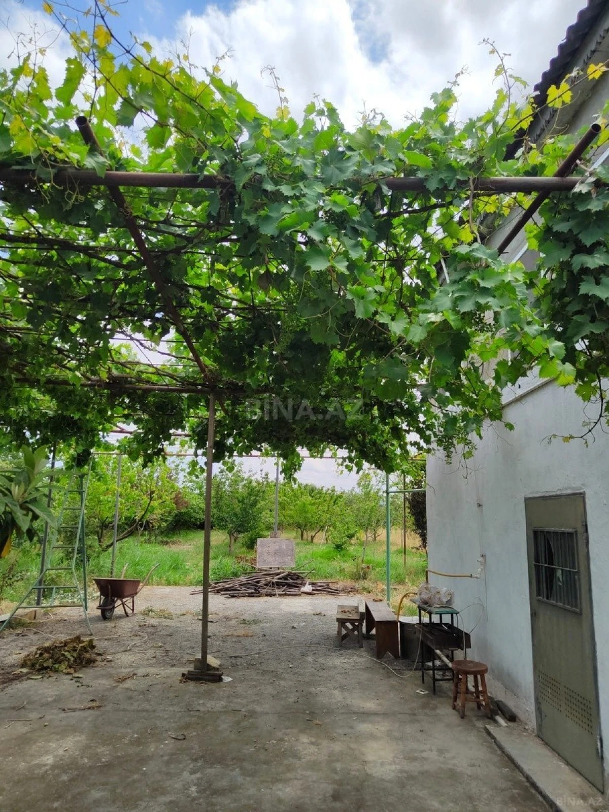 Satılır 2 otaqlı həyət evi 73 m²