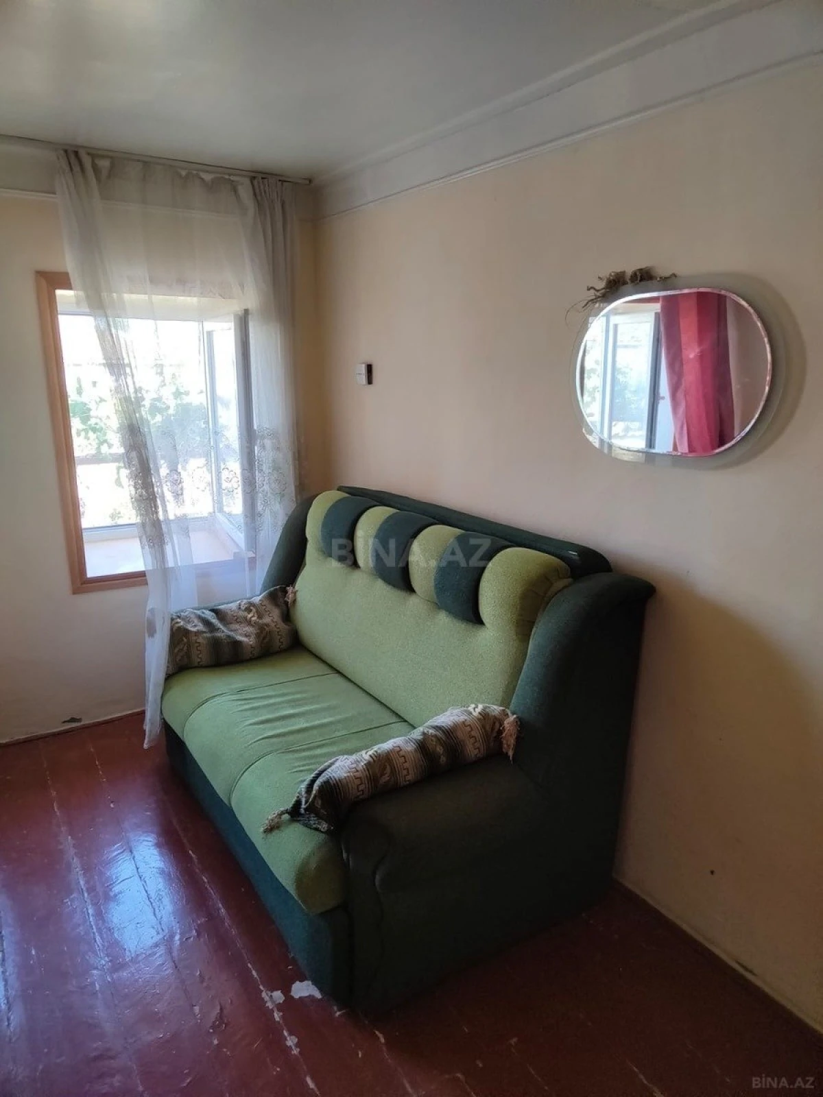 Satılır 2 otaqlı həyət evi 73 m²