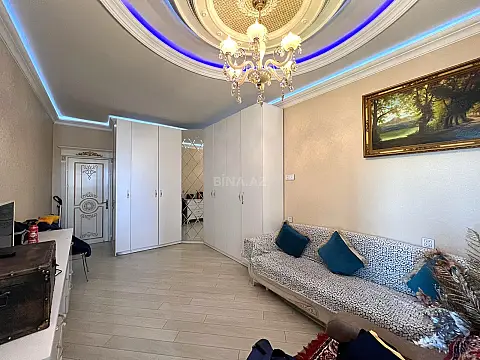 Satılır 4 otaqlı mənzil 170 m²