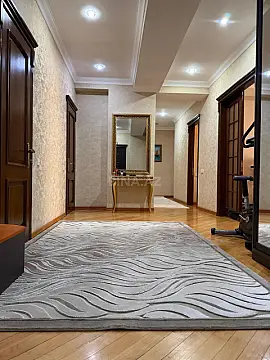Satılır 3 otaqlı mənzil 117 m²