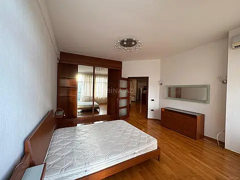Kirayə verilir 3 otaqlı mənzil 100 m²