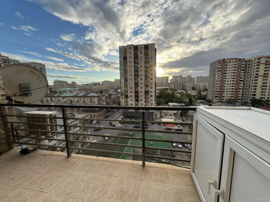 Kirayə verilir 3 otaqlı mənzil 100 m²