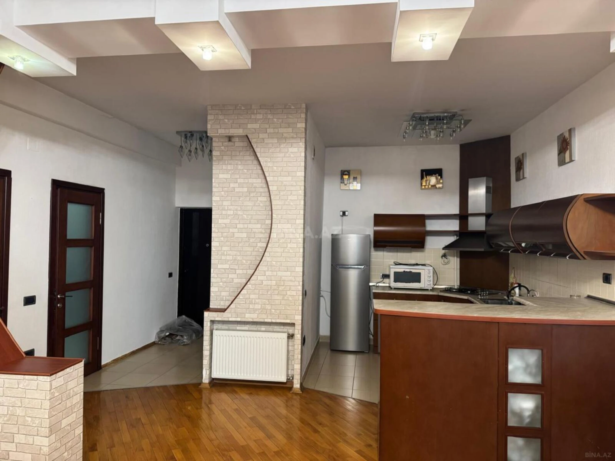 Kirayə verilir 3 otaqlı mənzil 100 m²