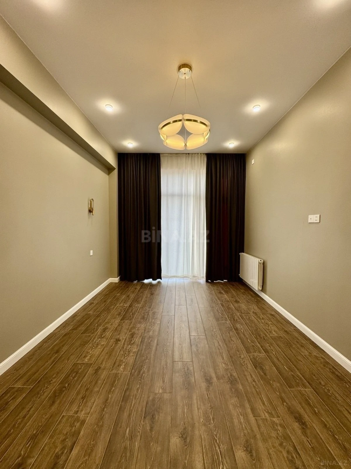 Satılır 2 otaqlı mənzil 65 m²
