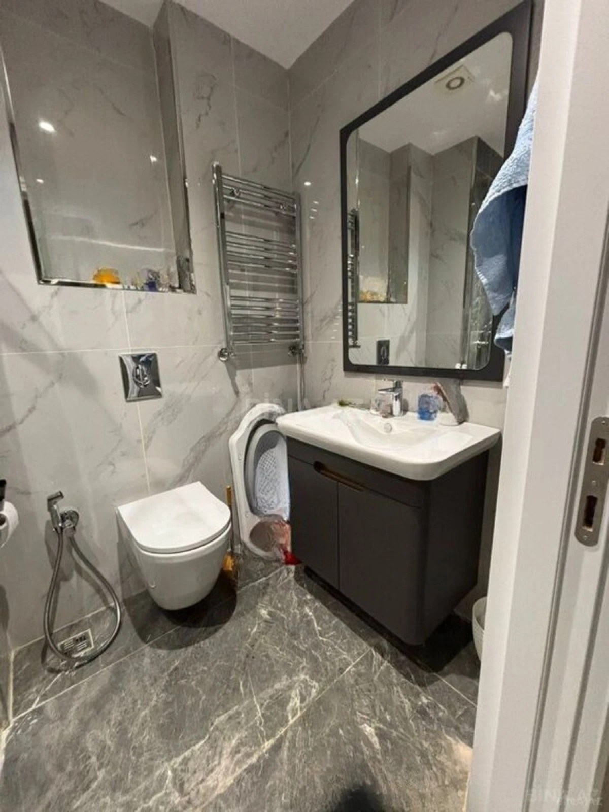 Satılır 3 otaqlı mənzil 72 m²