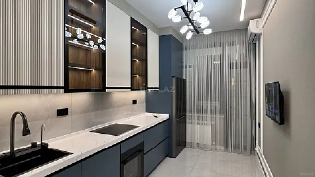 Satılır 2 otaqlı mənzil 87 m²