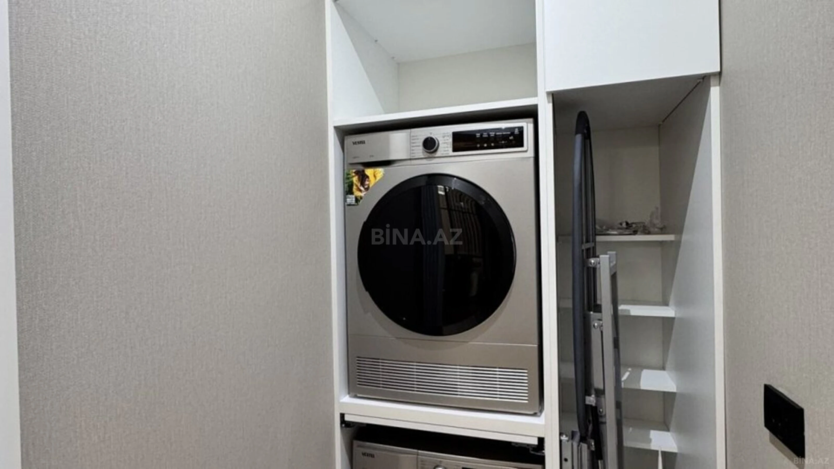 Satılır 2 otaqlı mənzil 87 m²