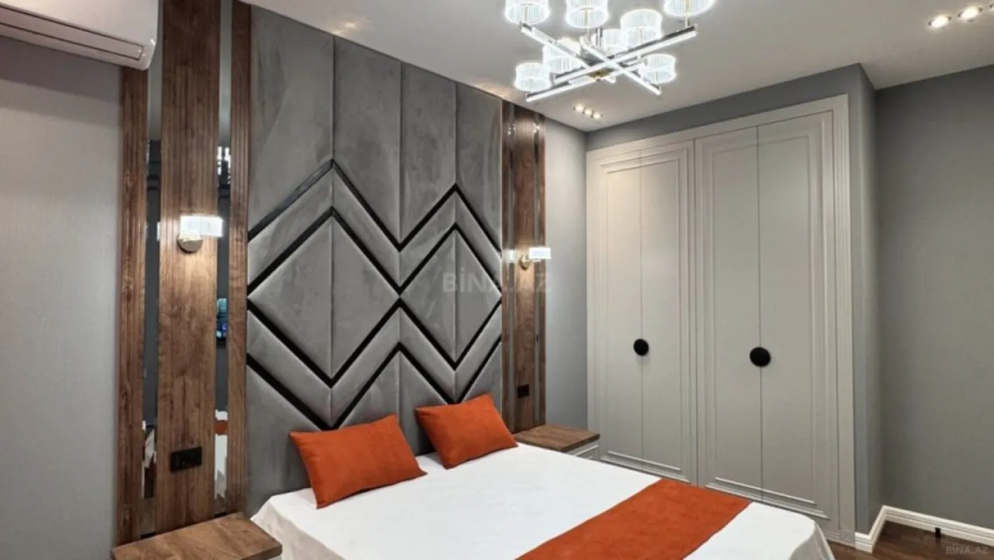 Satılır 2 otaqlı mənzil 87 m²