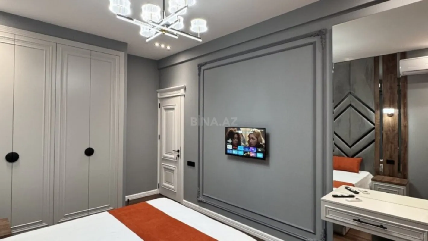 Satılır 2 otaqlı mənzil 87 m²