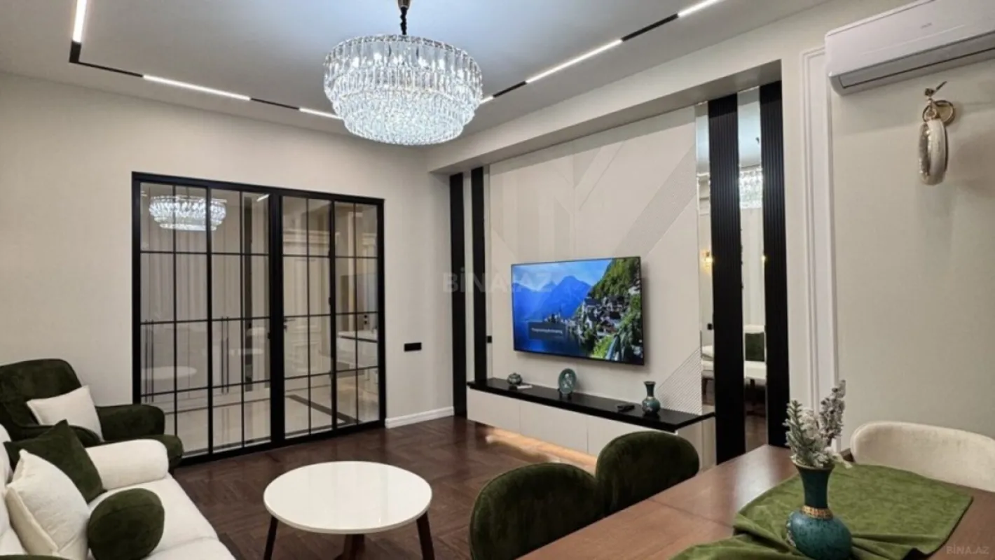 Satılır 2 otaqlı mənzil 87 m²