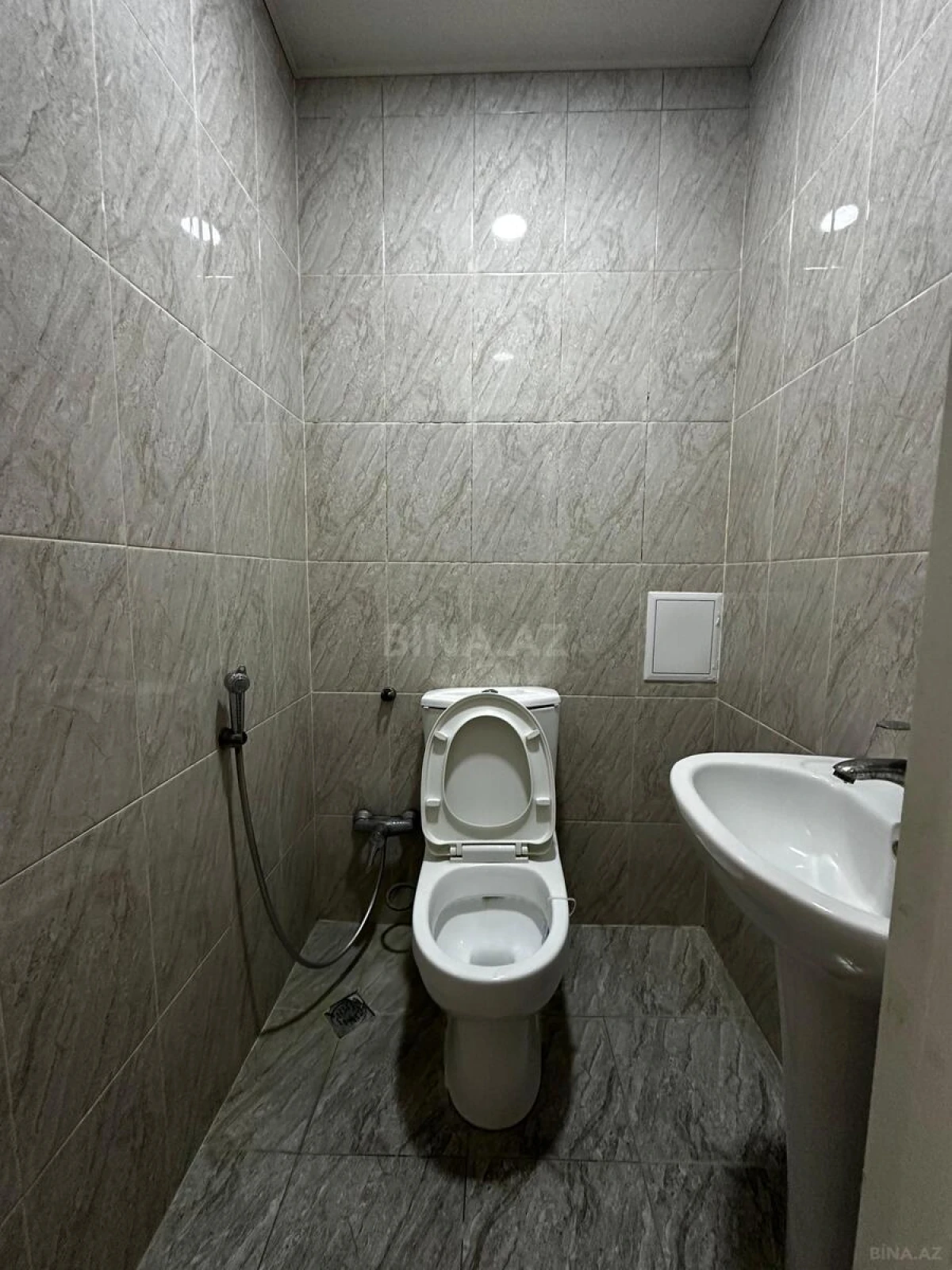 Satılır 3 otaqlı mənzil 84 m²