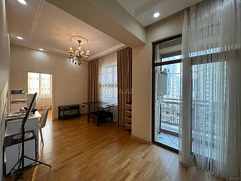 Satılır 2 otaqlı mənzil 55 m²