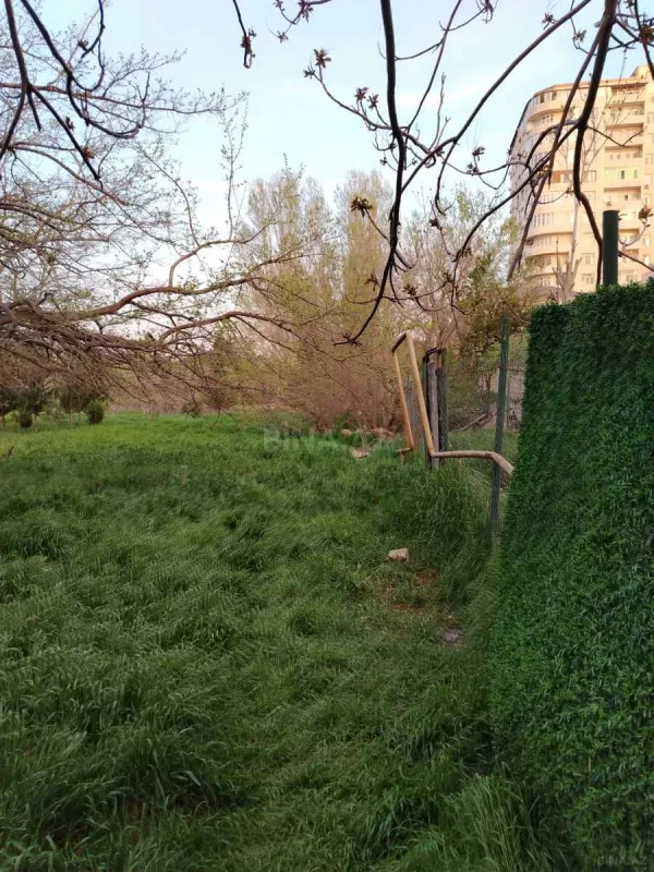 Satılır torpaq sahəsi 4 m²